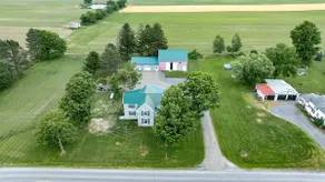 FLX Wineries | Hot Tub | Fire Pit | 12 Guests - Image 2