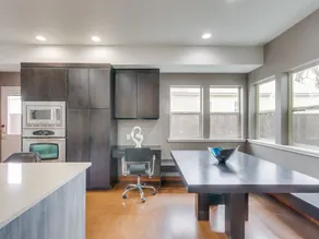 New Downtown Modern 5 Beds, 3 Full Baths Vermont - Image 2