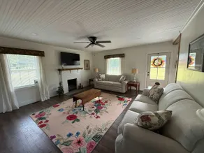 Juanitas Garden Cottage - Image 2