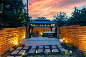 Hot Tub & Gym in the Heart of KC - Image 5