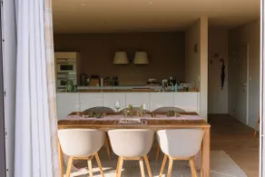 La Petite Foret Contemporary Apartment in Halle - Image 5