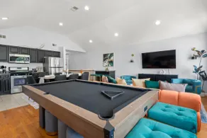 Modern 3BR Near NYC with Pool Table Sleeps 11 - Image 5