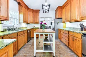 8 Mi to Dtwn Mt Airy: Mtn-view North Carolina Home - Image 4
