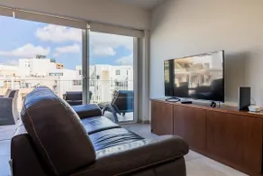 Bright and Spacious Penthouse, Large Terrace by Buena Vista - Image 3