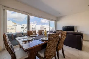 Bright and Spacious Penthouse, Large Terrace by Buena Vista - Image 2