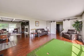 Golf Course Views & Games Galore - Vine Grove Gem! - Image 4