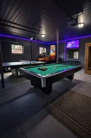 7BR Lakefront | Pool & Hot Tub - Image 3