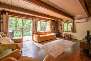 Fog & Fern Hideaway - Cozy Cabin w Private Hot Tub near Mt Rainier - Image 4