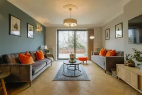 Bright 3 Bedroom Home Bristol - Image 2