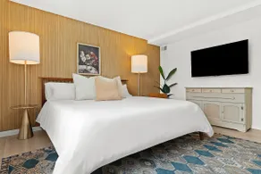 New! Modern 2BR by Downtown Royal Oak | King Beds - Image 2