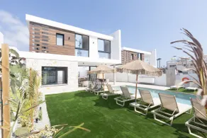 Luxury 5BR Villa / Heated Pool Walk to Nissi Beach - Image 2
