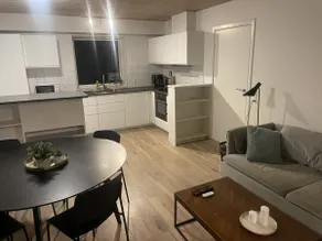 Four bedroom townhouse - Image 4