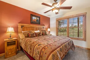 A/C, king beds, fireplace, shared hot tub. - Image 4