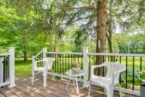 9 Mi to Downtown Rushville: Cozy Getaway w/ Grill - Image 3