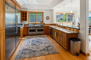 Dog Friendly Waterfront Estate - Sleeps 18 - Image 3