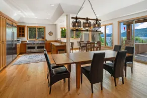 Dog Friendly Waterfront Estate - Sleeps 18 - Image 2