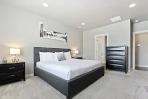 Near Wineries + Lake Lowell | Sleeps 6 Guests - Image 3