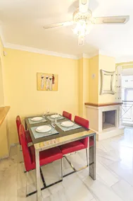 Apartamentos Turísticos Plaza del Olvido - Image 3