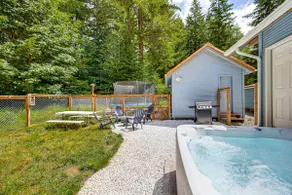 7 Mi to Mt Rainier NP: Home w/ Private Hot Tub! - Image 3