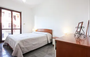 Pet Friendly Apartment - Image 4
