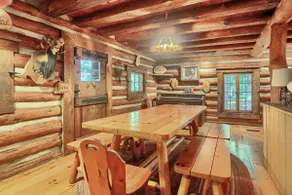 15% off Summer Special|Log Home |WiFi |Pavilion - Image 2