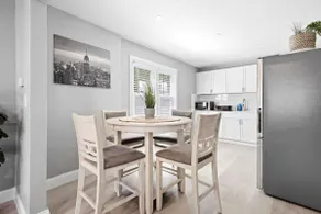 Cozy 4BR 1.5BA House minutes from the falls - Image 3