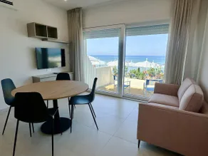 Florida Apartments - Image 2