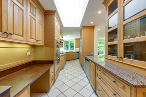 18 Mi to Boston - Stylish Unit in Upscale Enclave! - Image 2