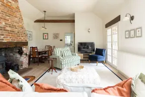 Homely Cottage for 6 Near Chichester & Goodwood - Image 2