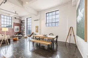 A New York Writer's Loft in Fitzroy - Image 4
