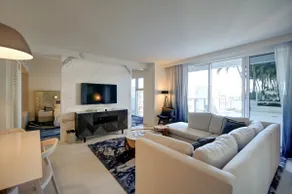 Modern Luxury Beachfront Hotel 2 sovrum Retreat w / stor privat uteplats - Image 5