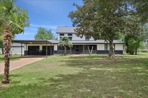 Updated 5 bedroom home in Bridge City - Image 2