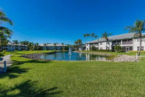 Lakeside Retreat with Pool, Tennis & Amenities - Image 5
