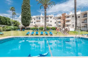 Peaceful gem with balcony and pool | REMS - Image 5