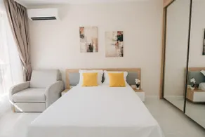 Grand Karavel - Luxury Central 1BR + Parking - Image 2