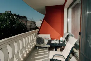 Grand Karavel - Luxury Central 1BR + Parking - Image 5
