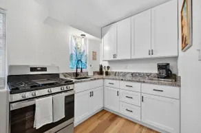 Vintage Florida Pet-Friendly Retreat - Image 2