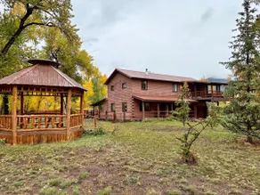 Bear Shed Family Retreat - Image 3