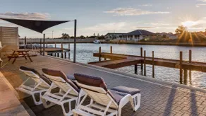 Stylish Marina-Front Getaway - Image 3