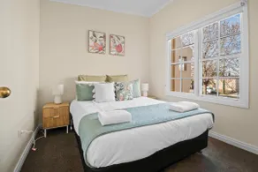 Pembroke. Character CBD Home. Pet Friendly. - Image 3