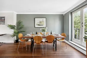 5 Bed 3 bath Private Riverside House with Balcony and Patio over River Thames Flexible renting and S - Image 4