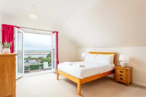 The Portland Penthouse - Donnini Apartments - Image 3