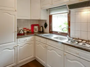 Chalet in Stegeren with use of swimming pool and garden - Image 2