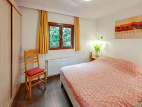 Chalet in Stegeren with use of swimming pool and garden - Image 3