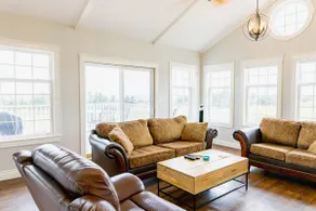 *NEW* The Basset Beach House with Beach Access - Image 2