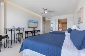 New Sonoran Star 1 Bedroom 2 Beds (KING) 4 People - Image 4