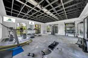 Vibrant 2BR2BA w King Bed Pool, Gym #11 - Image 4