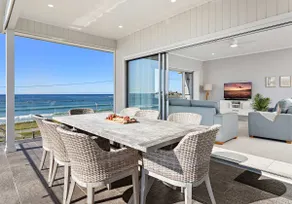 Seabreeze on the Beach - Image 2
