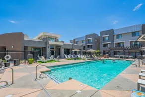 Modern Westgate Condo Pool Gym Parking WD - Image 2