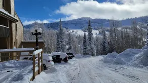 Aspen View Lodge 4 bed 3 ba, Sauna, Washer Dryer, Mtn Views - Image 2